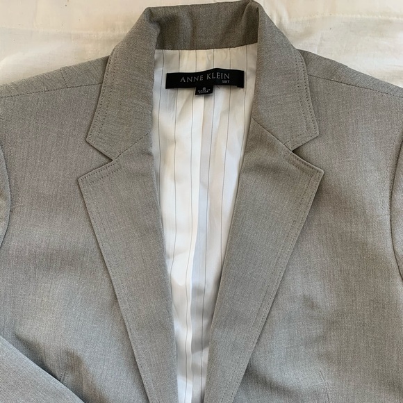 Anne Klein Pantsuit - Picture 3 of 5